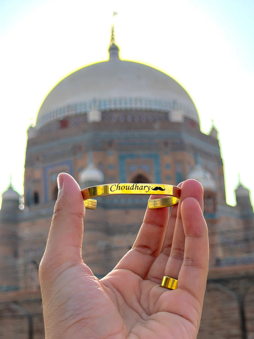 Engraved Name Kara + Free Ring in just 799!