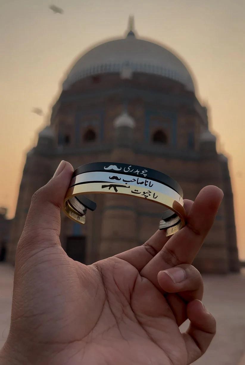 Engraved Name Kara + Free Ring in just 799!